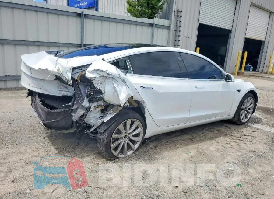 5YJ3E1EB4JF117792 Photo# 3