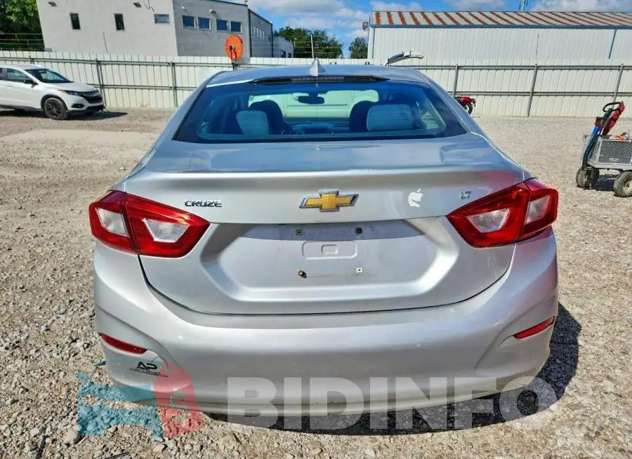 1G1BE5SMXJ7182637 Photo# 6