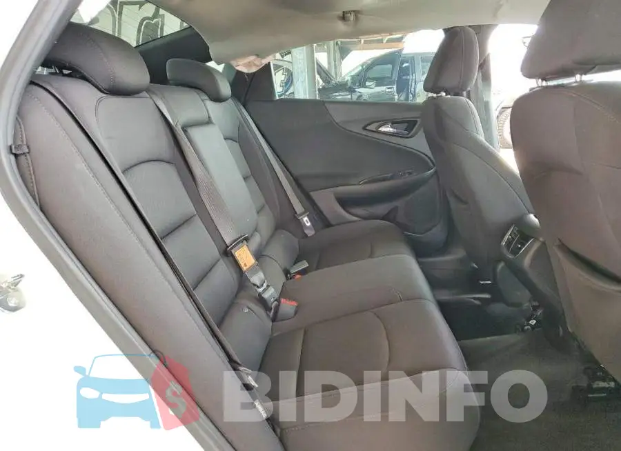 1G1ZD5ST2NF159292 Photo# 10