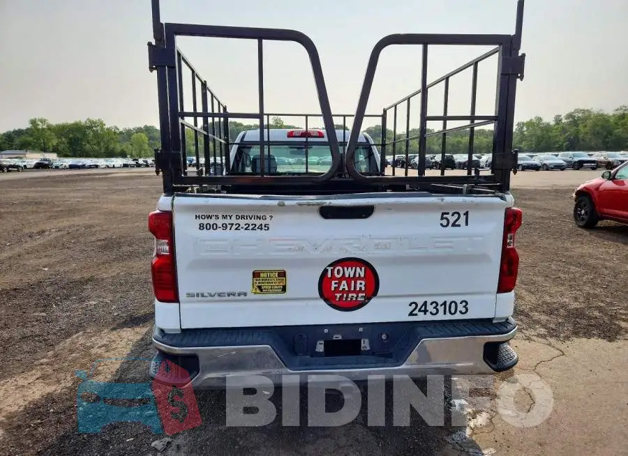 3GCNWAEF4MG364883 Photo# 6
