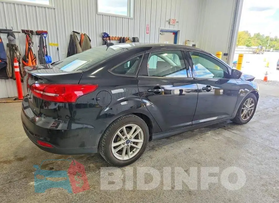 1FADP3F22JL318733 Photo# 3