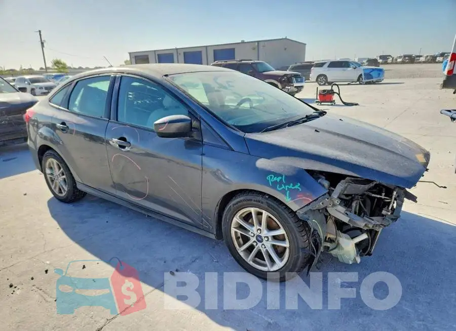 1FADP3F27JL207224 Photo# 4