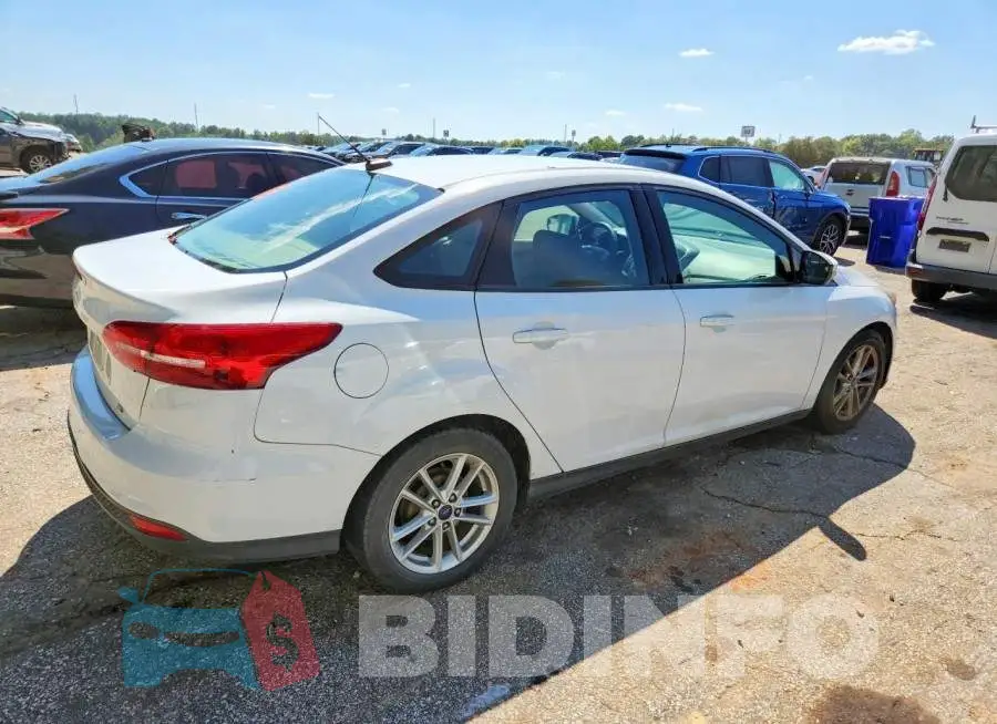 1FADP3F2XHL201377 Photo# 3
