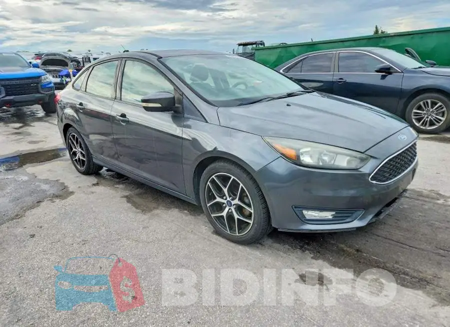 1FADP3H22HL218817 Photo# 4