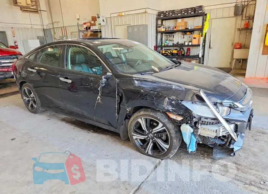 19XFC1F92HE025983 Photo# 4