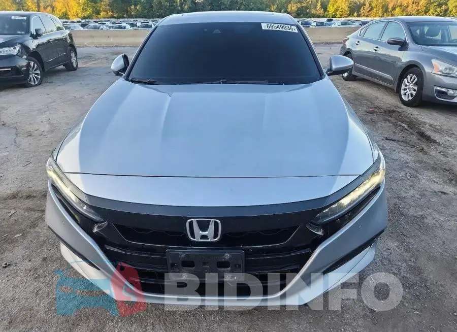 1HGCV2F94JA043463 Photo# 5