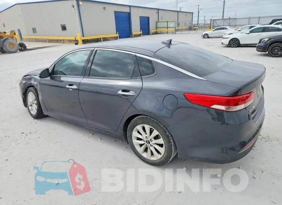 5XXGU4L32JG215878 Photo# 2