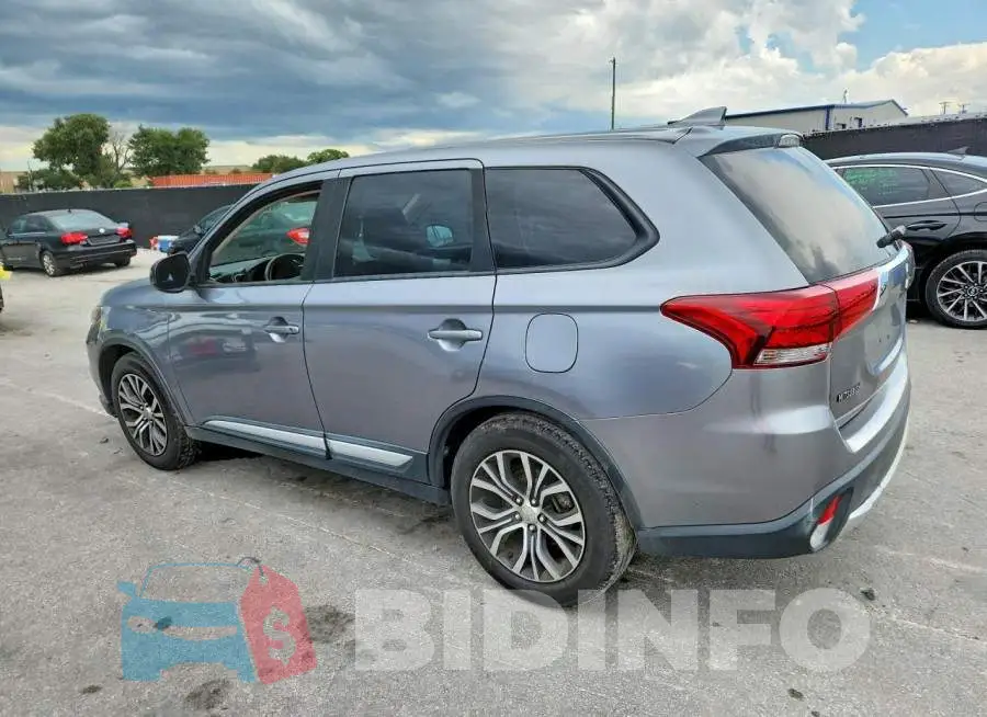 JA4AD2A30JZ043449 Photo# 2