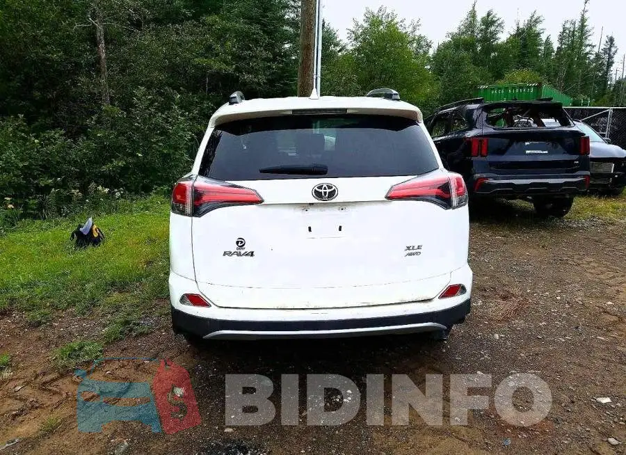 2T3RFREV5JW734872 Photo# 6