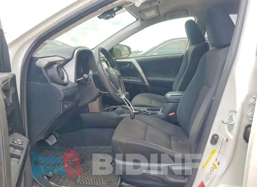 JTMZFREV8HJ120052 Photo# 7