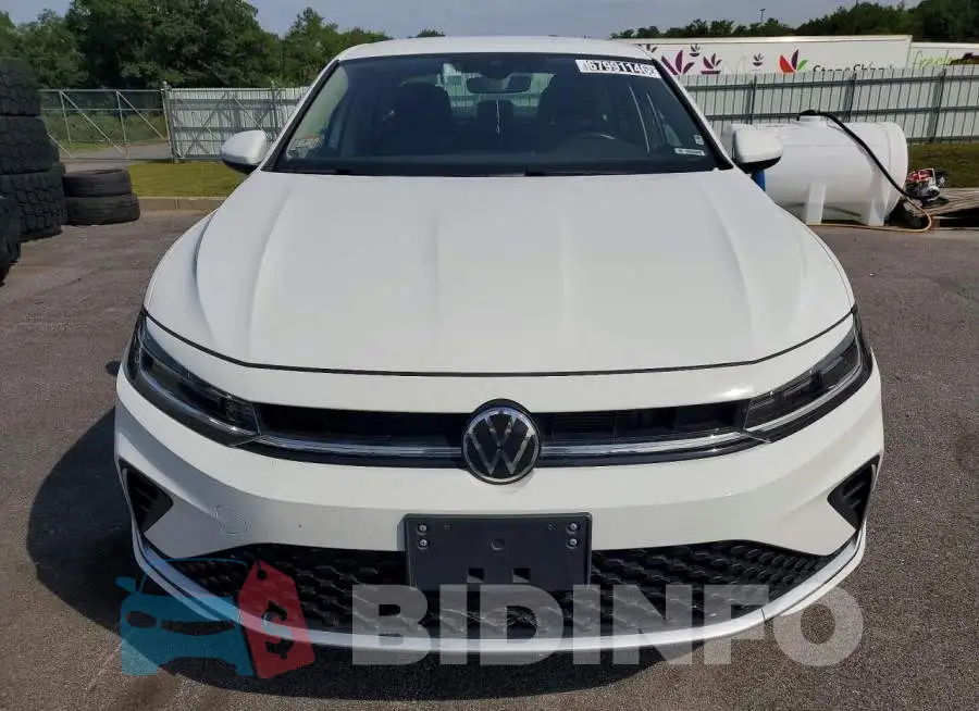 3VW5X7BU7SM026070 Photo# 5