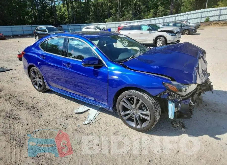 19UUB3F60JA005933 Photo# 4