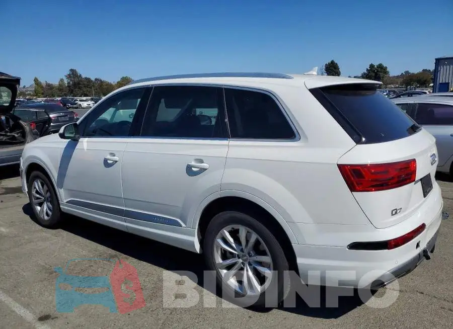 WA1AHAF74KD023049 Photo# 2
