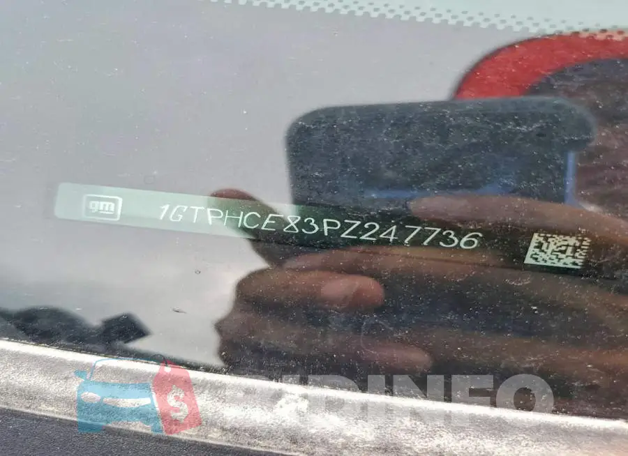 1GTPHCE83PZ247736 Photo# 12