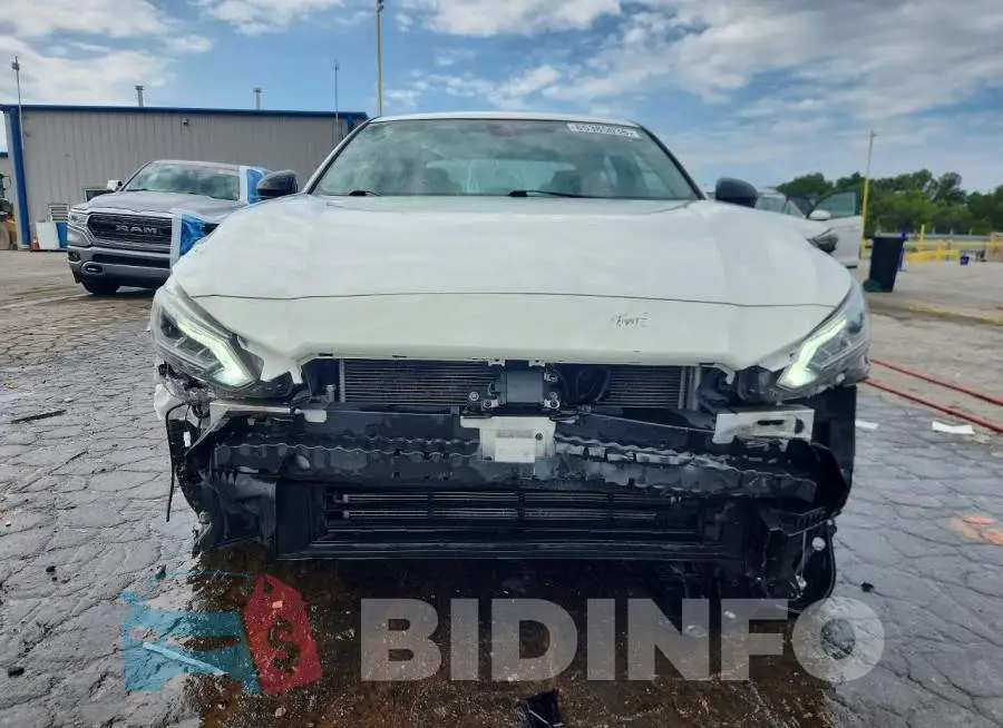 1N4BL4CV9MN375186 Photo# 5
