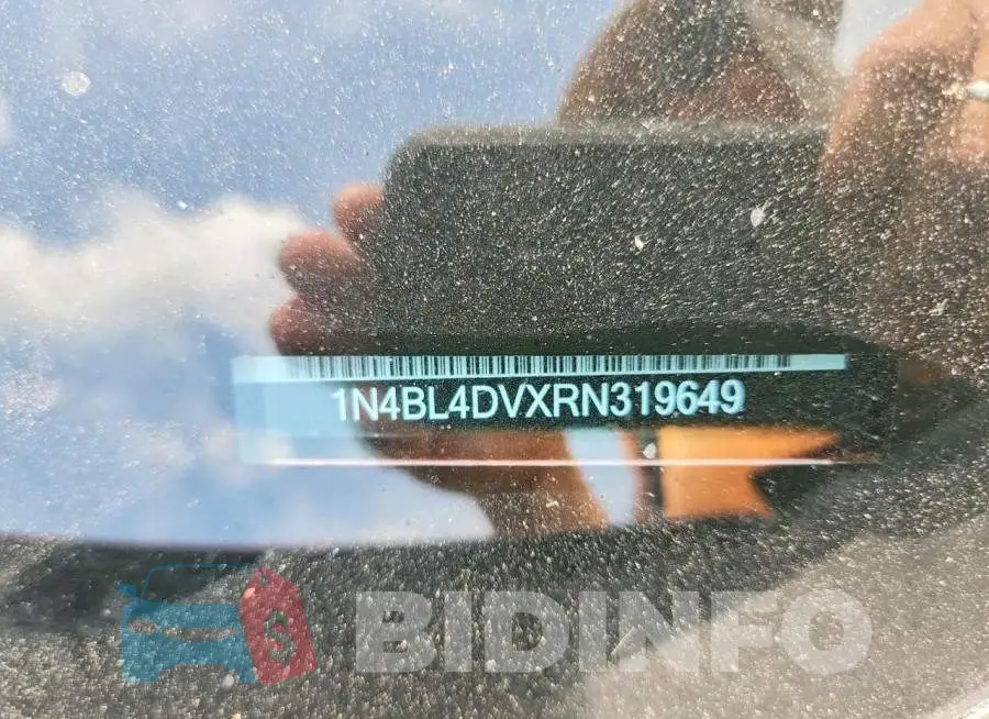 1N4BL4DVXRN319649 Photo# 12