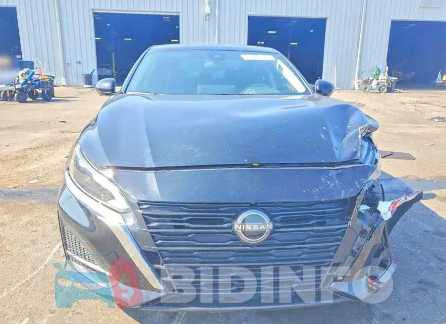 1N4BL4EV6RN325141 Photo# 5