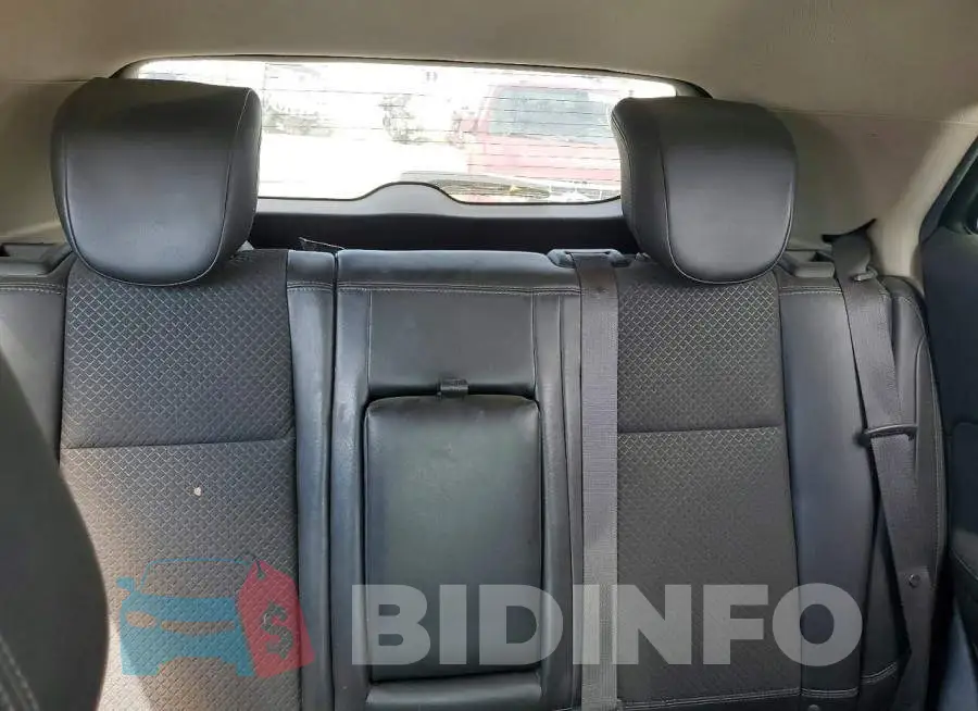 KL4CJBSB1HB112062 Photo# 10
