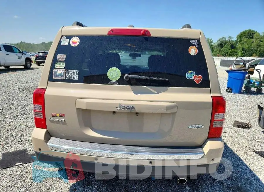 1C4NJRFB2HD168601 Photo# 6