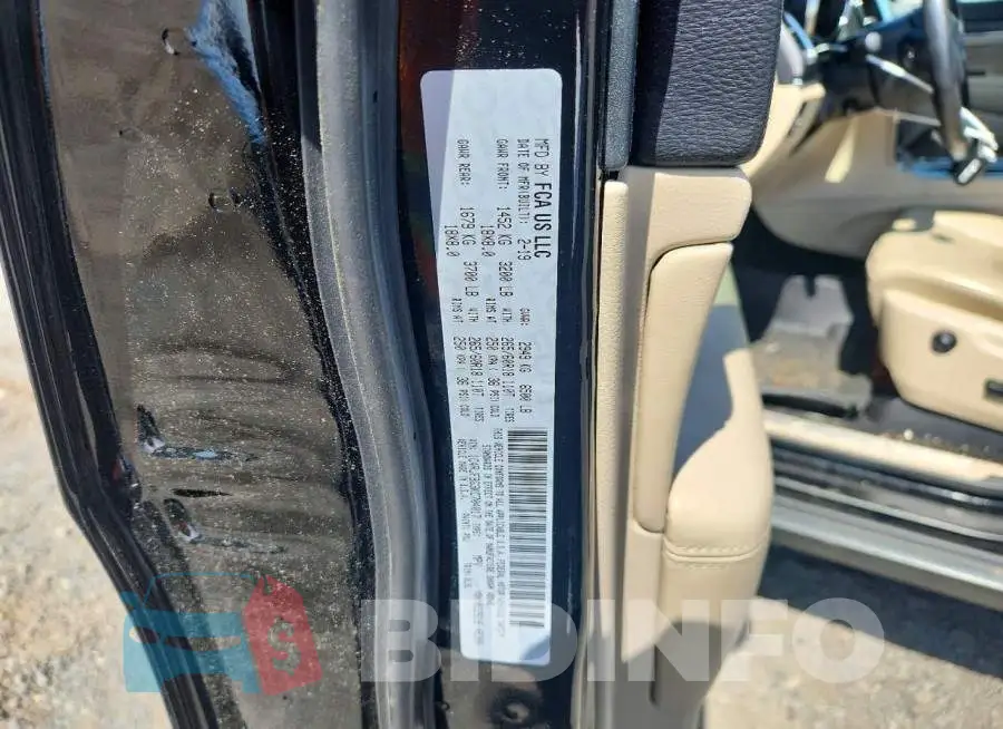 1C4RJFBG3KC704017 Photo# 13