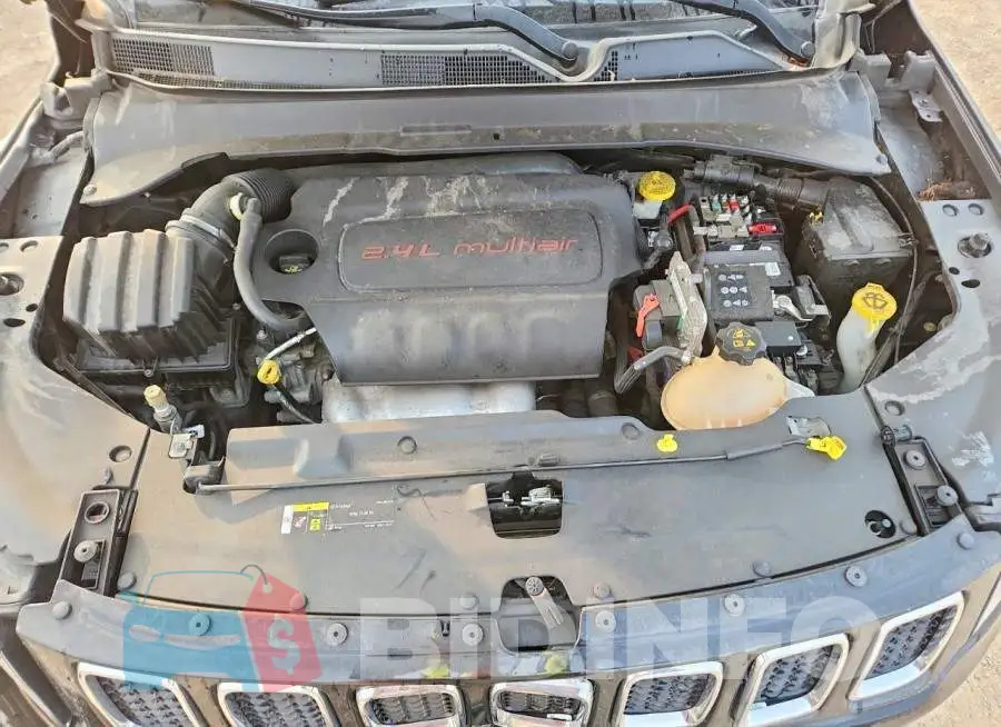 3C4NJDAB6LT219451 Photo# 11