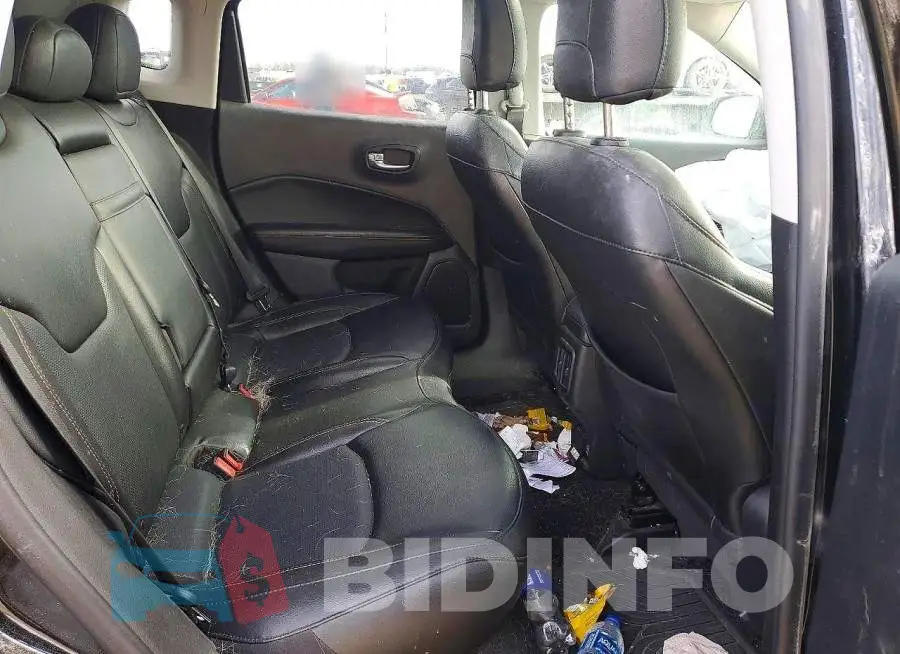 3C4NJDCB9LT128199 Photo# 11