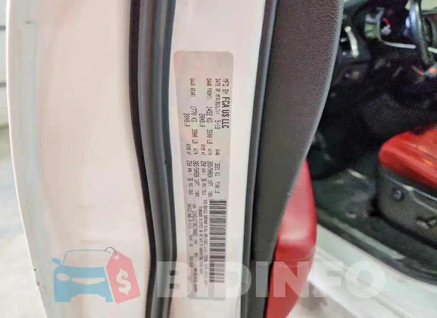 1C4SDJCT0KC780821 Photo# 14