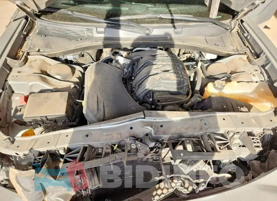 2C3CDXHG7PH672675 Photo# 11