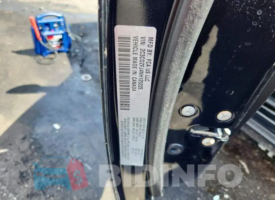 2C3CDZFJ4NH125225 Photo# 12