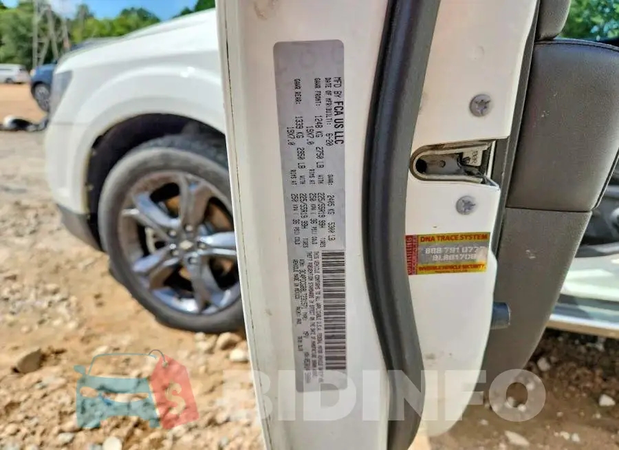 3C4PDCGB8LT231571 Photo# 13