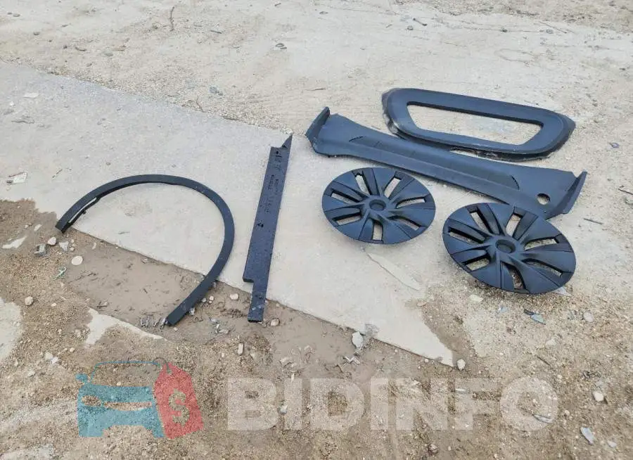 7SAYGDED3RF195255 Photo# 13