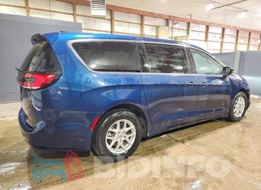 2C4RC1BG4SR561454 Photo# 3