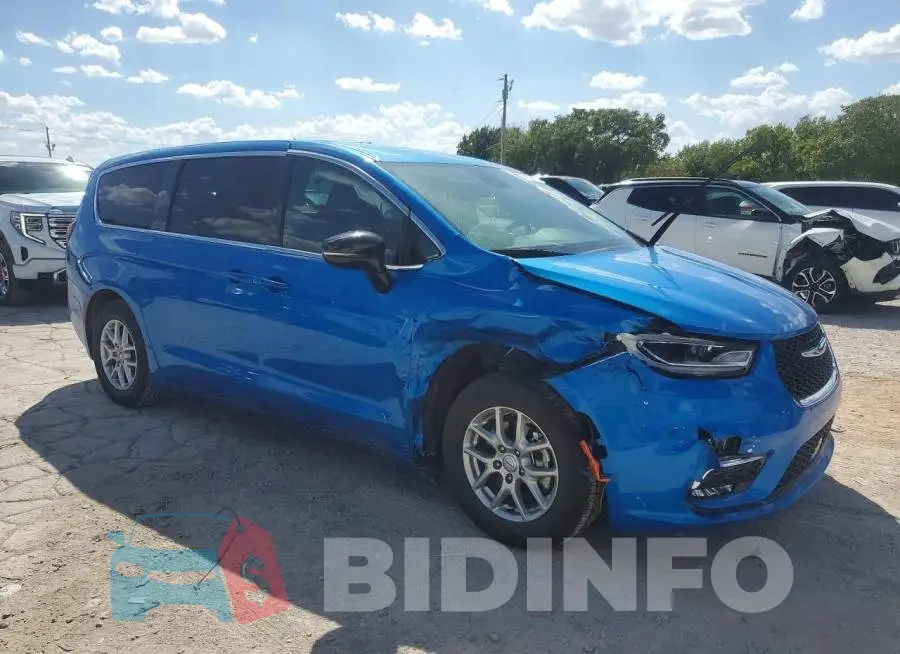2C4RC1BG6TR220865 Photo# 4