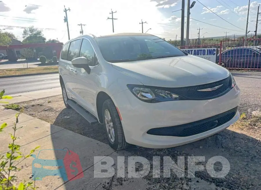 2C4RC1CGXNR203889 Photo# 1