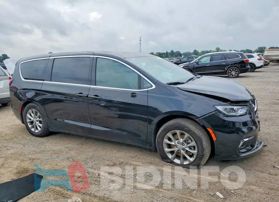 2C4RC1GG6TR217635 Photo# 4