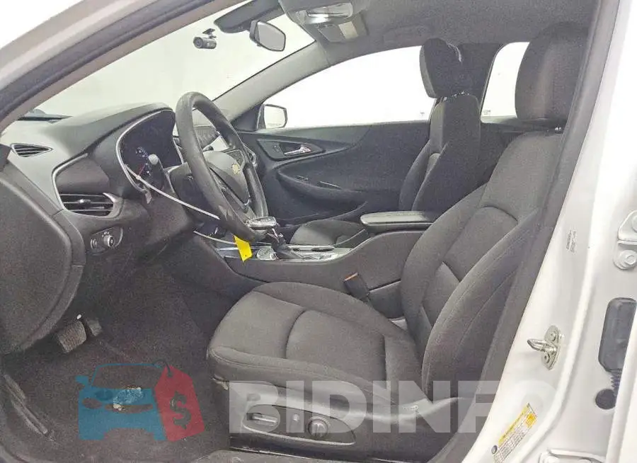 1G1ZD5ST3NF118217 Photo# 7