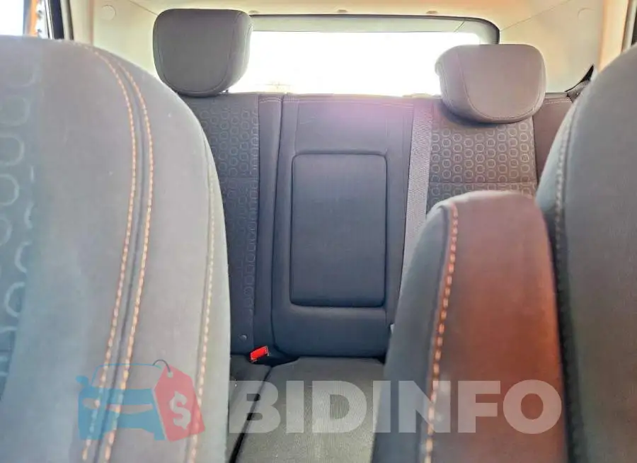 KL7CJNSB1HB185887 Photo# 10
