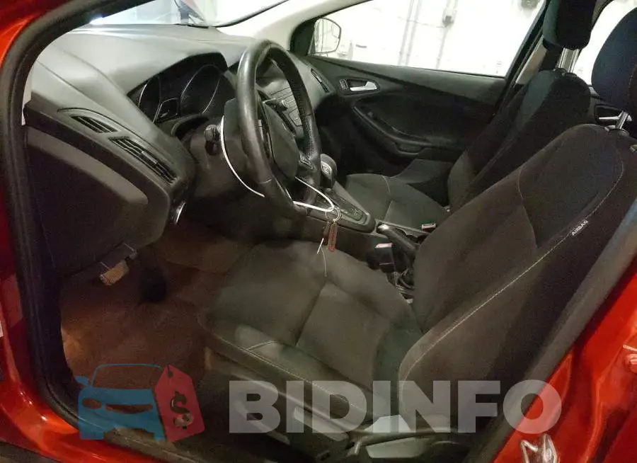 1FADP3FE8JL240985 Photo# 7