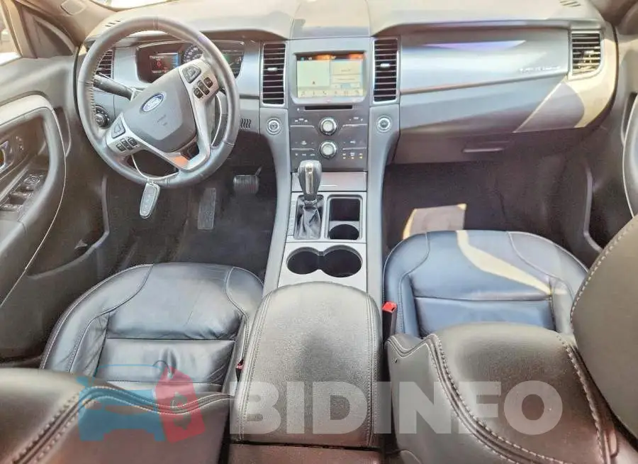 1FAHP2E85JG132369 Photo# 8