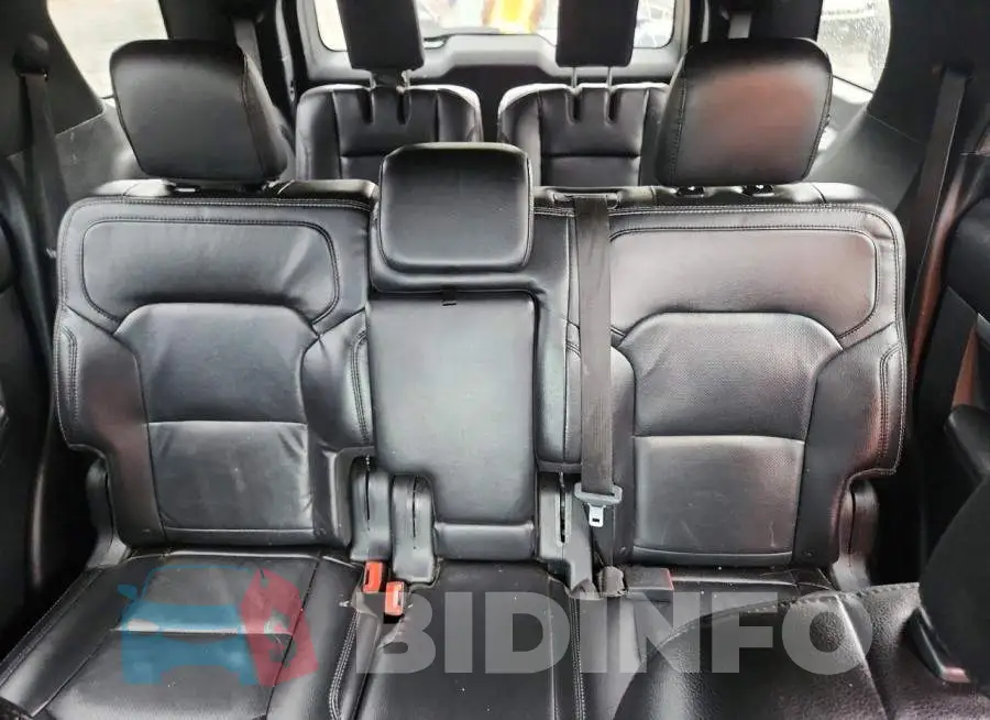 1FM5K8F88KGB42663 Photo# 10
