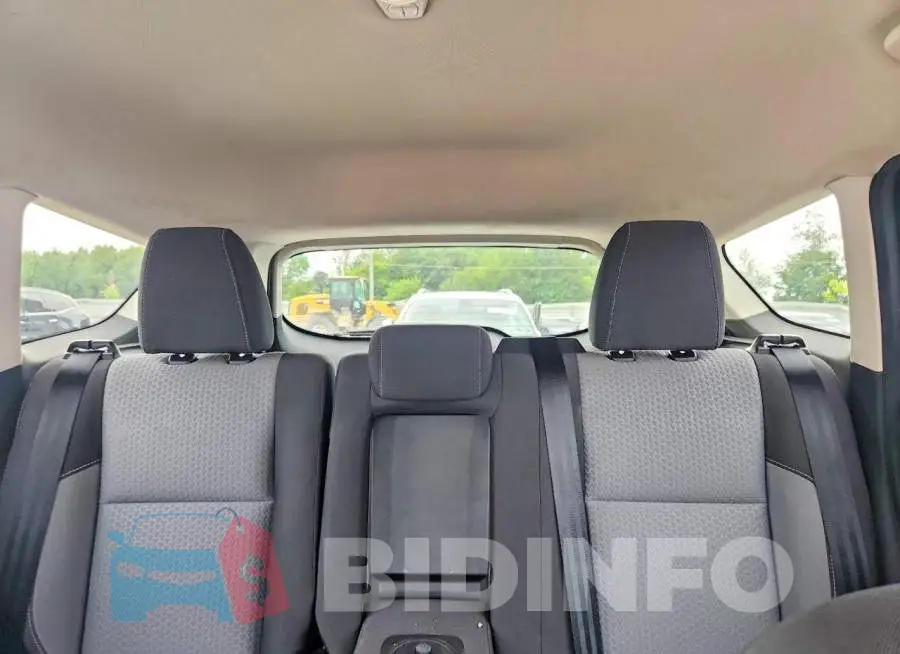 1FMCU9G98HUD39504 Photo# 10