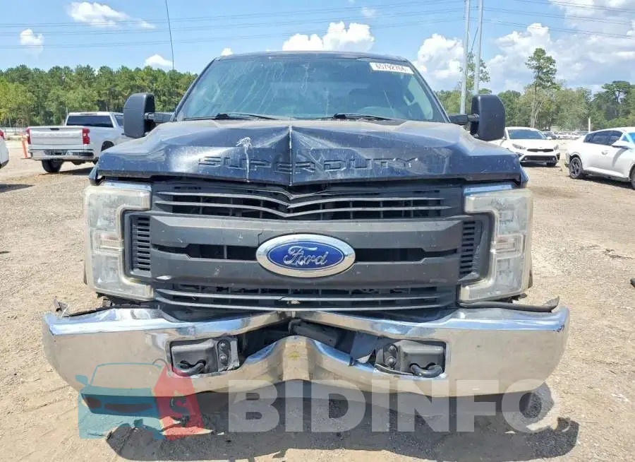 1FT7X2A6XHED79712 Photo# 5