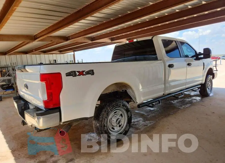 1FT8W3B61KEC96897 Photo# 3