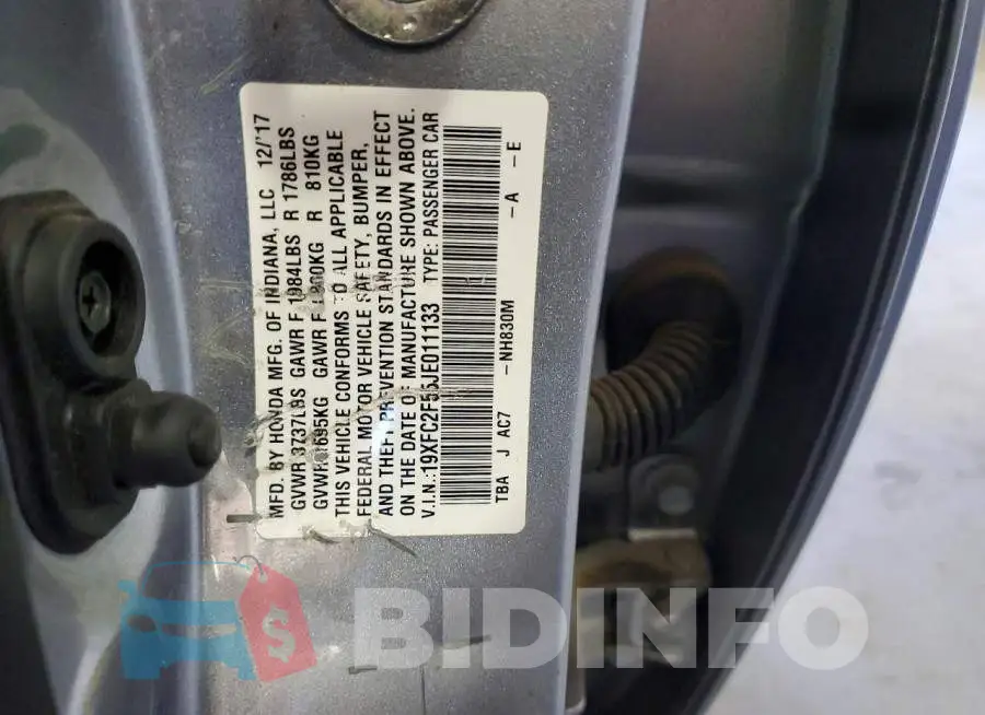 19XFC2F55JE011133 Photo# 13