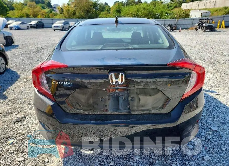 19XFC2F71HE004384 Photo# 6