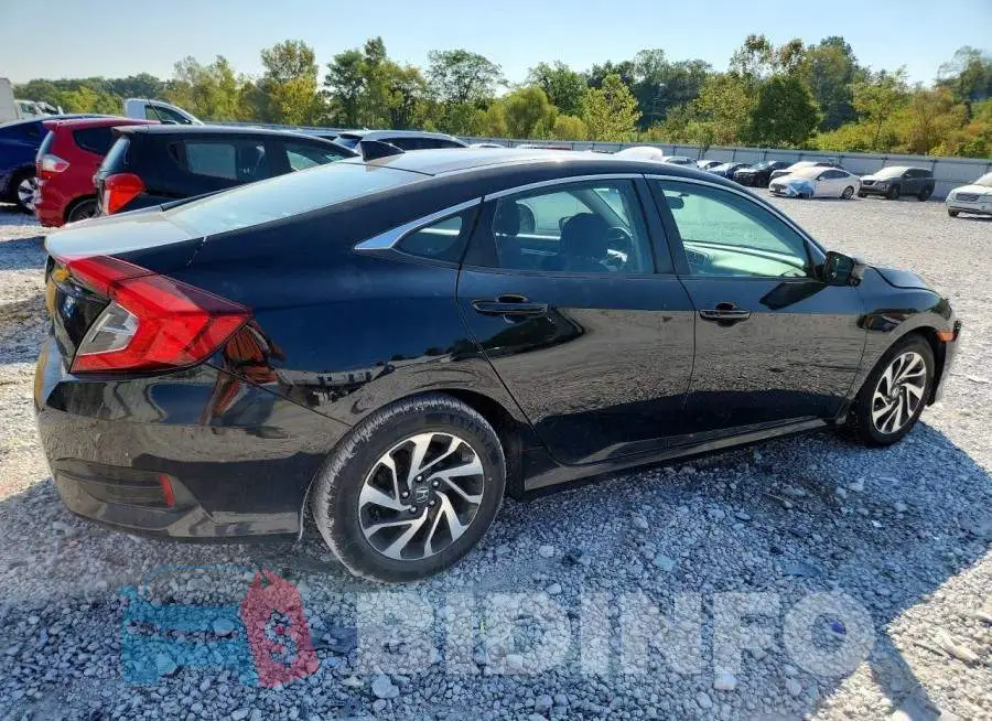 19XFC2F71HE004384 Photo# 3