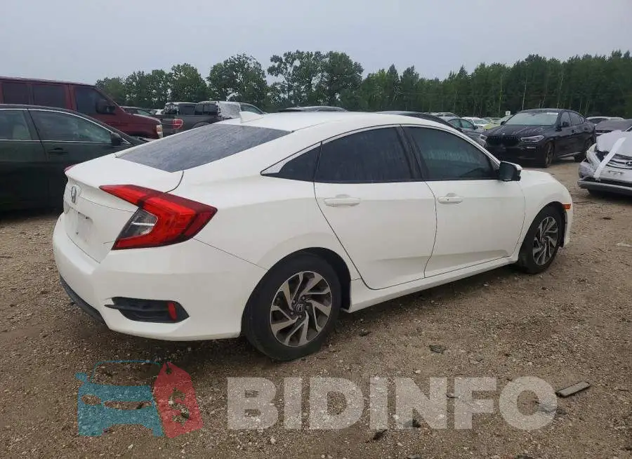 19XFC2F73HE010686 Photo# 3