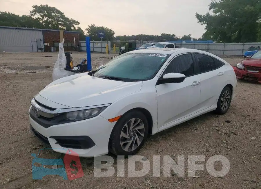 19XFC2F73HE010686 Photo# 1