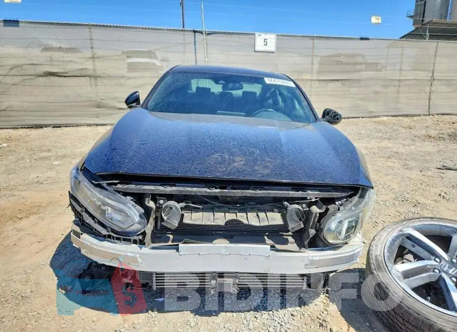 1HGCV2F31KA005444 Photo# 5
