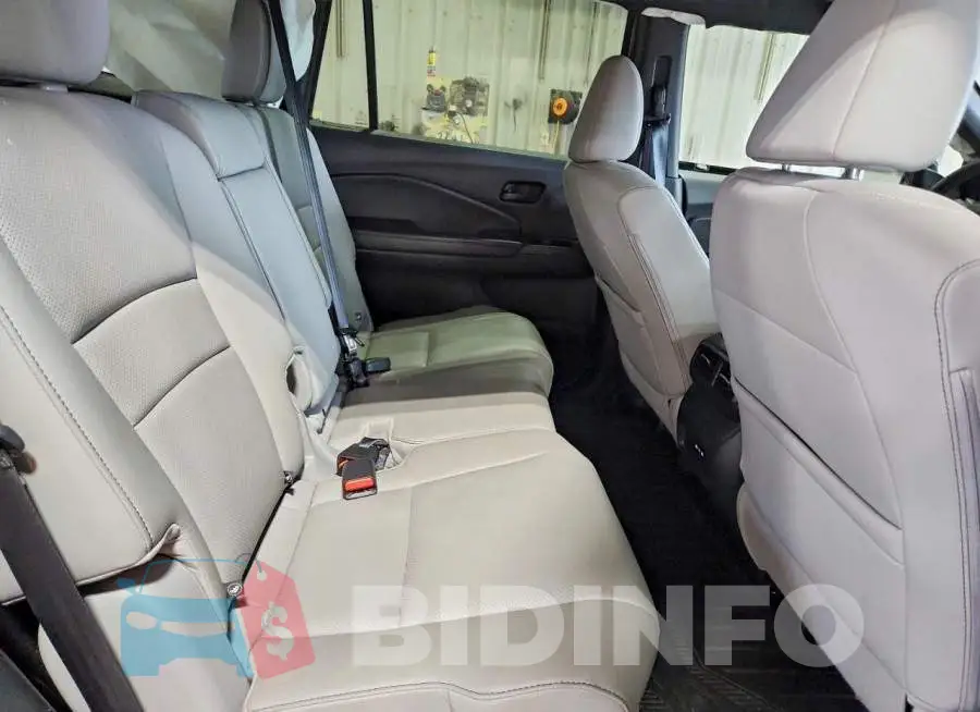5FNYF8H5XSB016517 Photo# 10